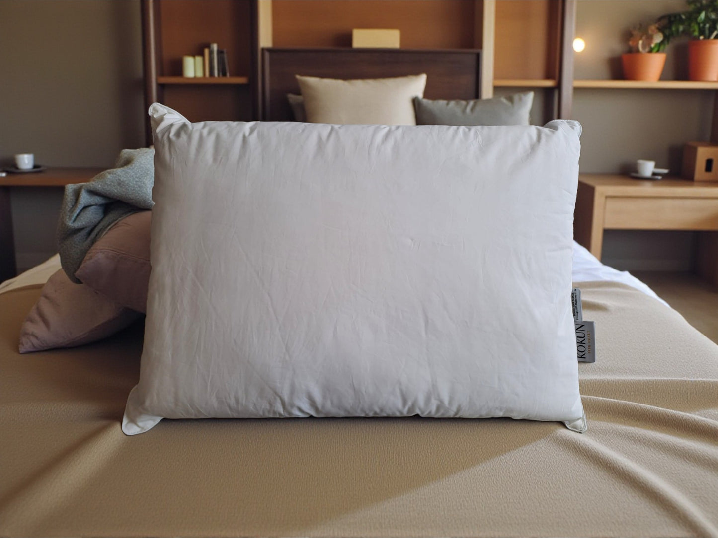 Silk pillow